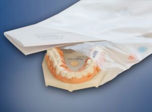 Dentalbeutel und Doppelkammerbeutel von Pohl Verpackungen Dentalbeutel und Doppelkammerbeutel von Pohl Verpackungen